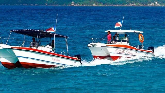 Belle Petra Boatcharter