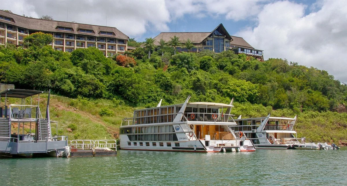Shayamanzi Luxury Houseboats