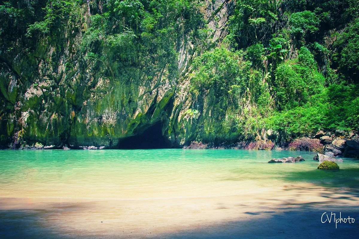 Morakot Cave (Emerald Cave)