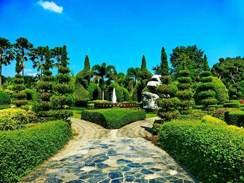 Tweechol Botanic Garden
