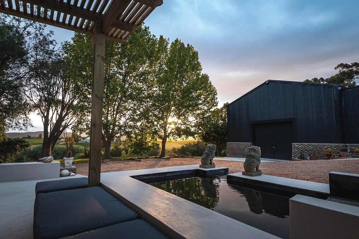 Silverthorn Wines