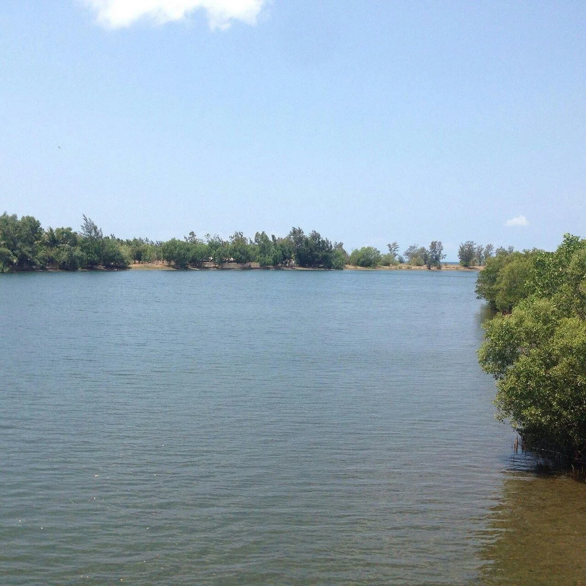 Uacon Lake