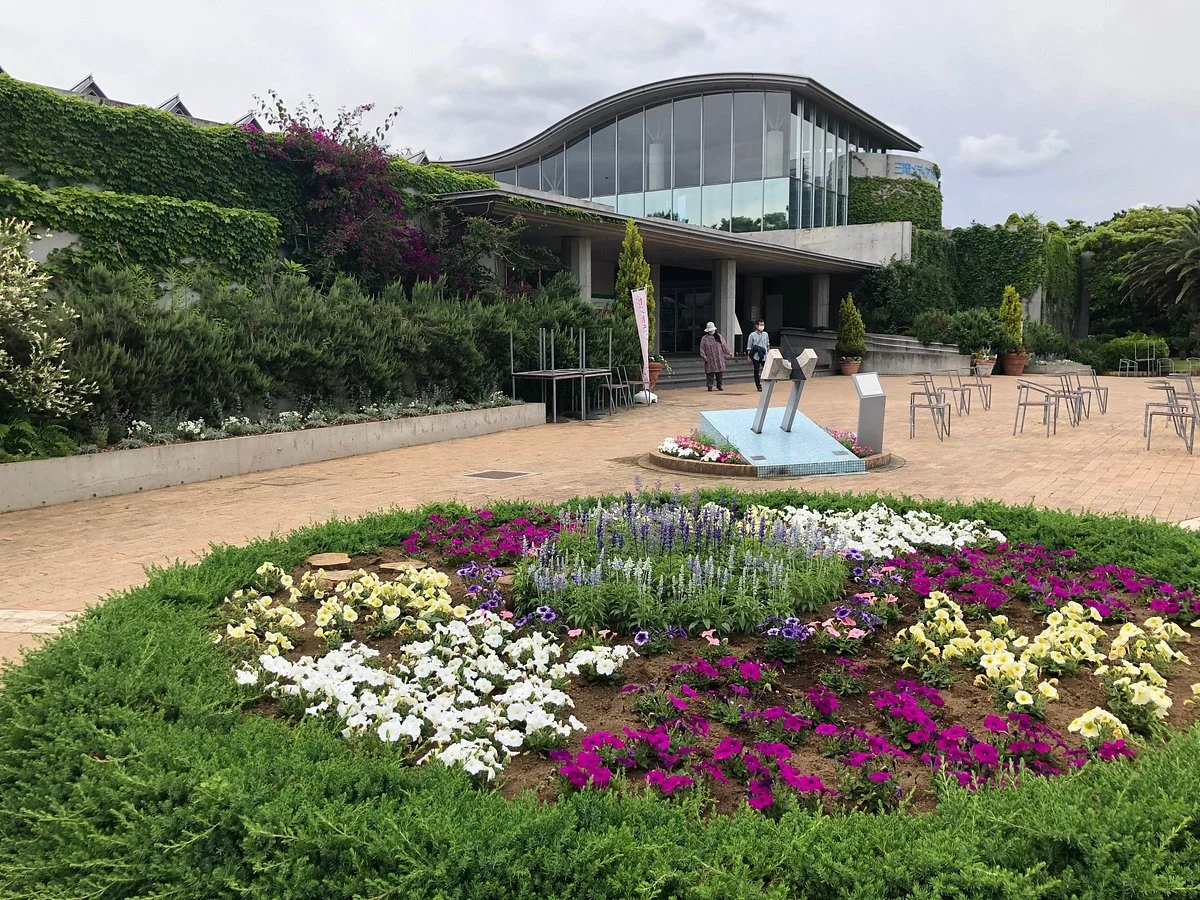 Sanyo Media Flower Museum