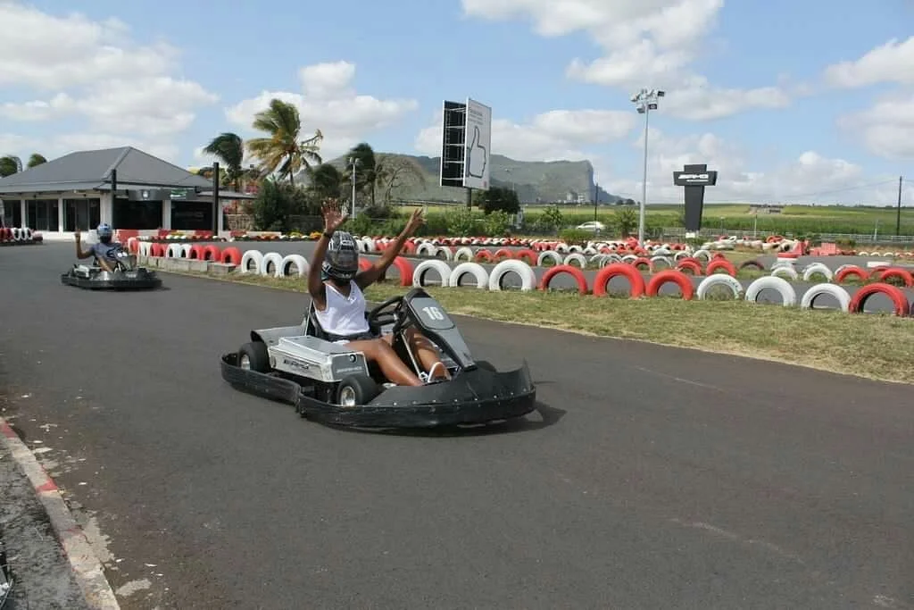 SpeedoMax