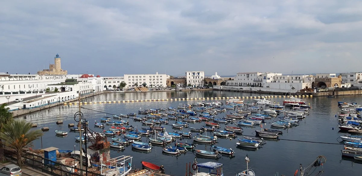 Algerian maze