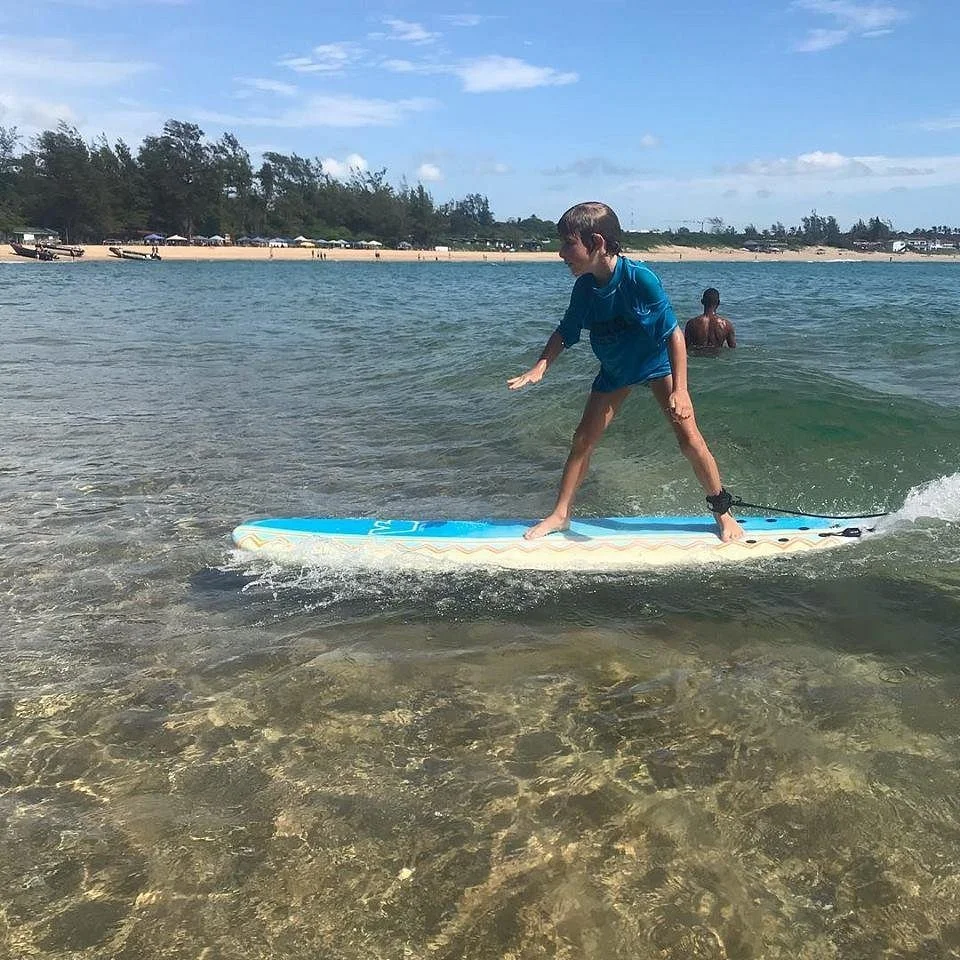 Spigs Surfs Up Mozambique