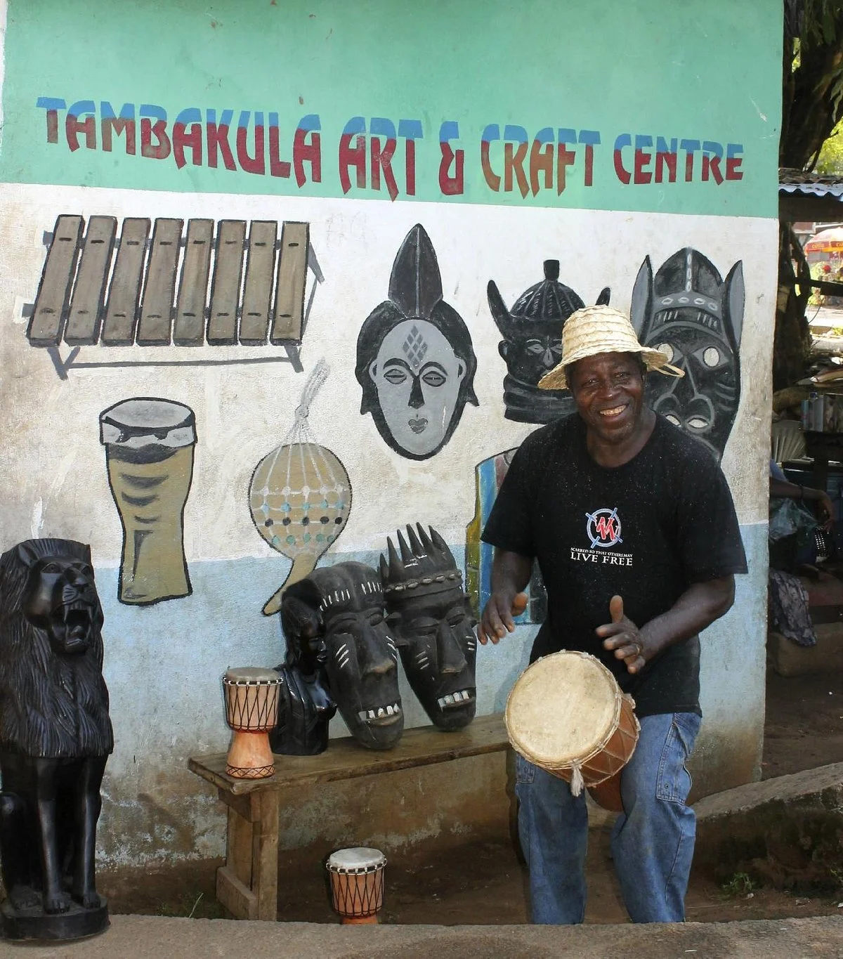 Tambakula Arts and Crafts Center