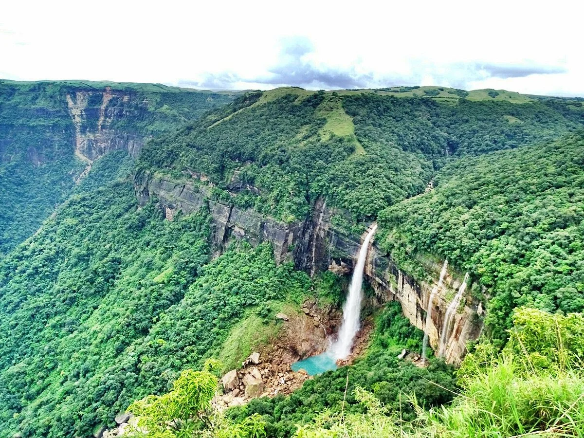 Nohkalikai Falls