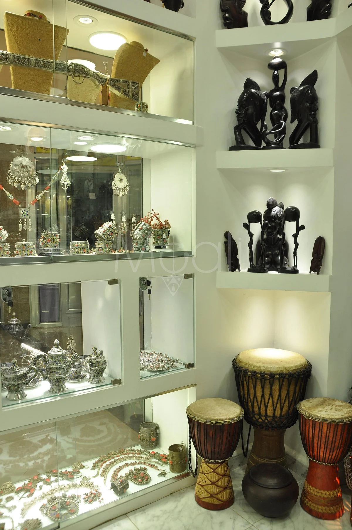 Moali Ath Yenni Bijoux
