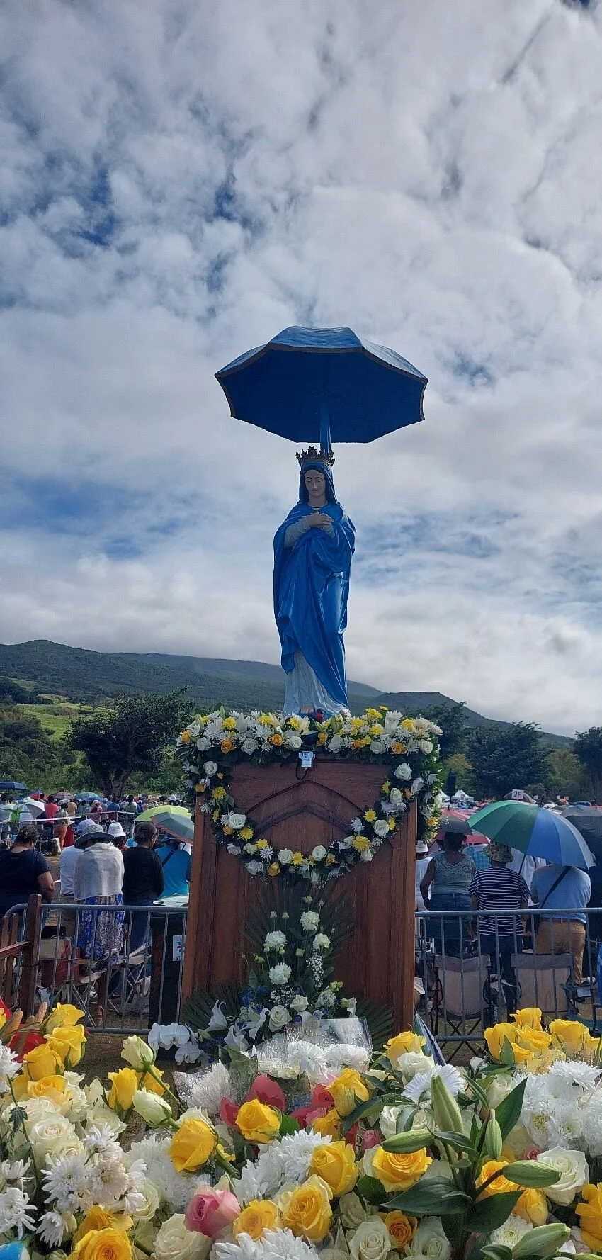 La Vierge Au Parasol
