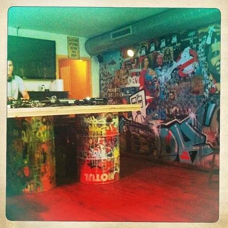 Brooklyn Bar