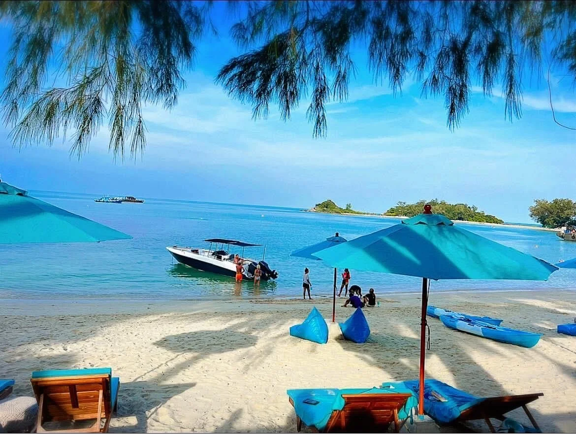Choeng Mon Beach