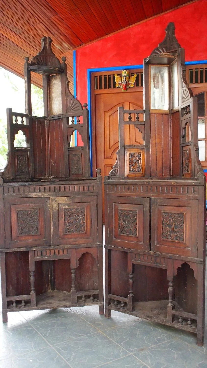 Waruna Antiques
