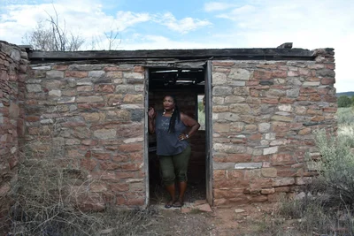 Fort Apache - Photo 3
