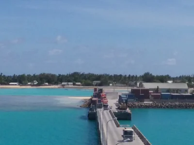 Tarawa Atoll - Photo 2