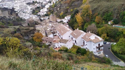 Cazorla - Photo 4