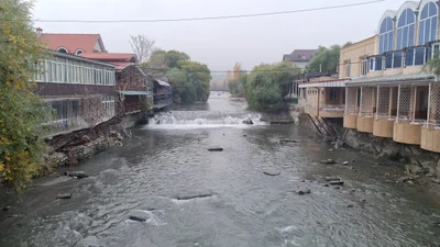 Isfara - Photo 2