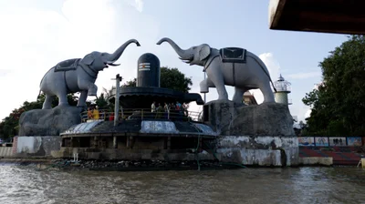 Yanam - Photo 2