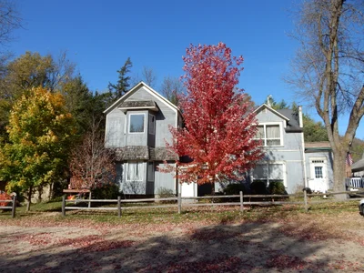 Welch - Photo 5