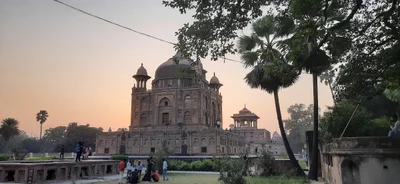 Prayagraj - Photo 2