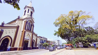 Acacias - Photo 2