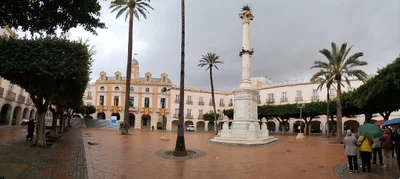 Almeria - Photo 2