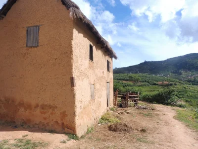 Ambositra - Photo 2