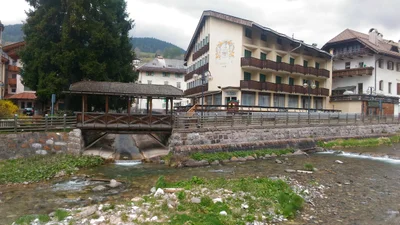 Moena - Photo 5