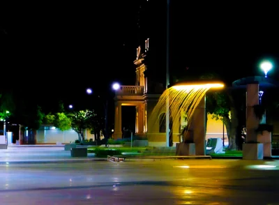 Leones - Photo 2
