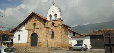 Giron - Photo 4