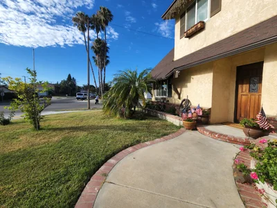 Simi Valley - Photo 2