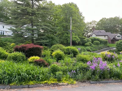 West Hartford - Photo 2