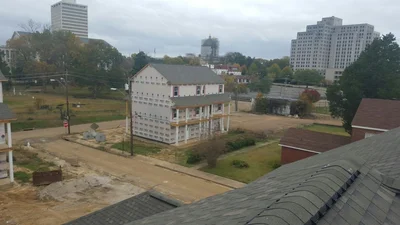 Jackson - Photo 2