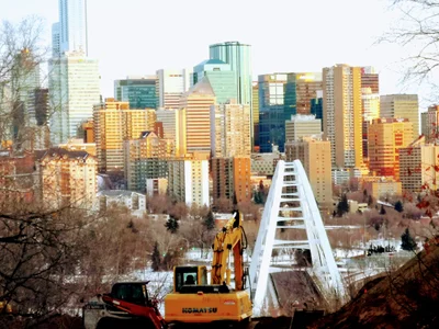 Edmonton - Photo 3