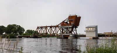 Oshkosh - Photo 5