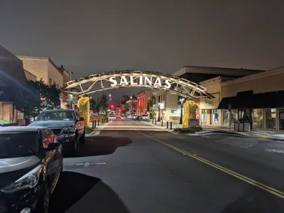 Salinas - Photo 2