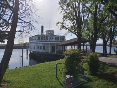 Stockton - Photo 2