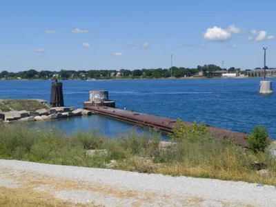 Sarnia - Photo 2
