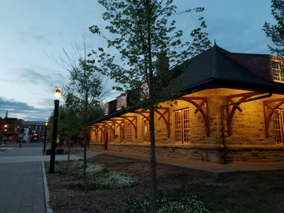 Saint-Jérôme - Photo 2