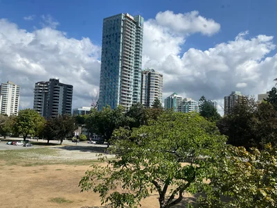 Burnaby - Photo 4