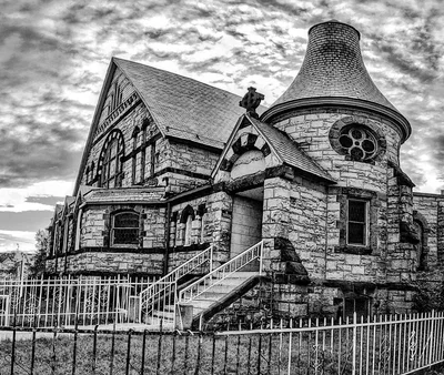 Holyoke - Photo 5