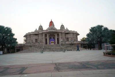 Akola - Photo 2