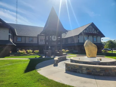 Gaylord - Photo 4