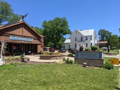 Mount Horeb - Photo 2