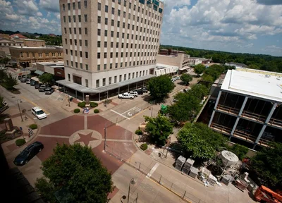 Longview - Photo 4