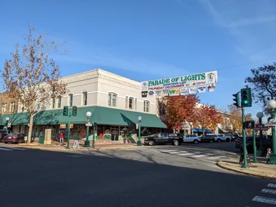 Lodi - Photo 2