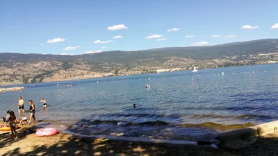 Summerland - Photo 2