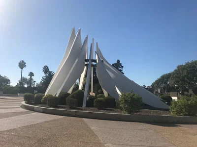 Compton - Photo 4