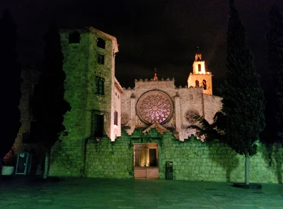Sant Cugat del Valles - Photo 2