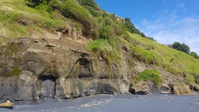 Mokau - Photo 2